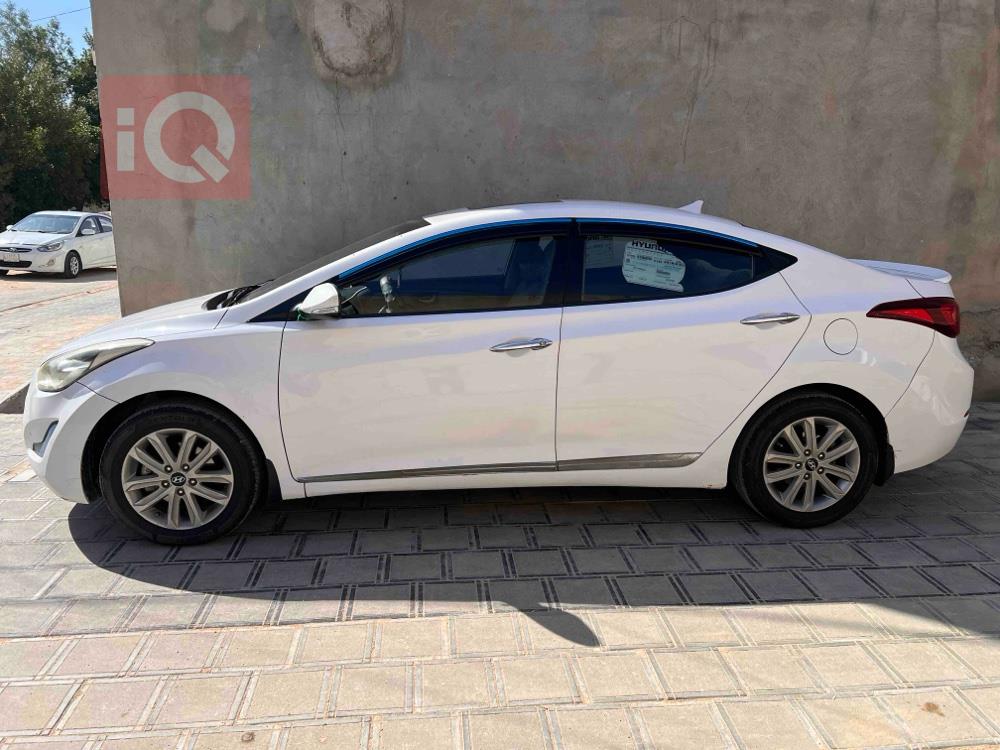 هیوندای ئەلەنترا